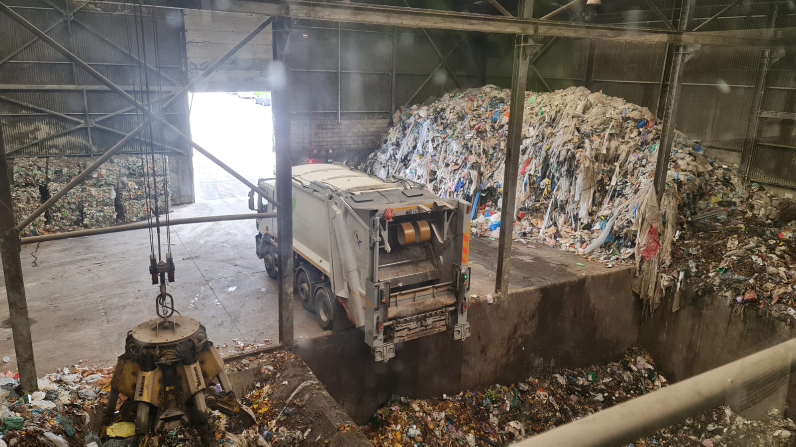 contambiente sobre 3